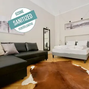Standard By Hi5 - Steindl Street Apartament Budapeszt